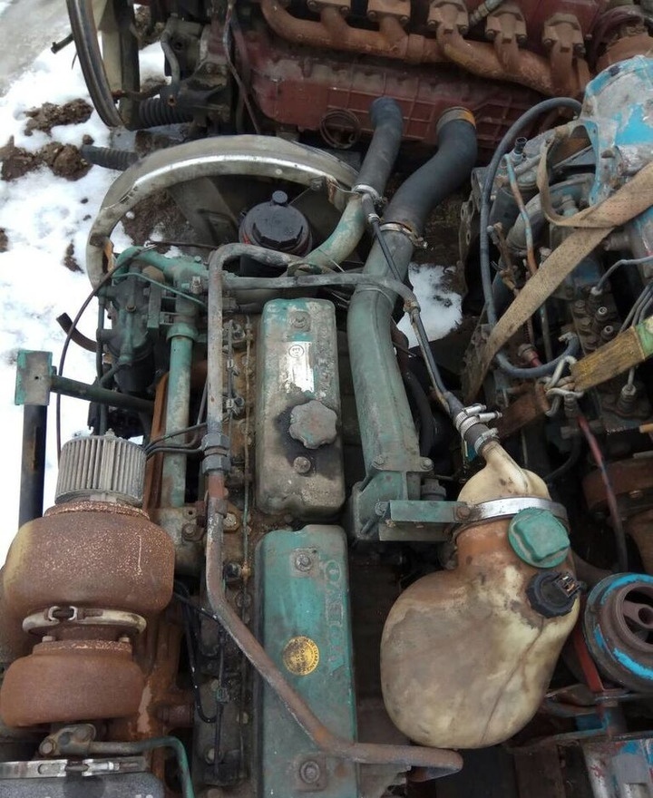 Volvo TD73E Volvo FL7 - Motor - Teherautó: 2 kép. Volvo TD73E Volvo FL7 - Motor - Teherautó: 2 kép.