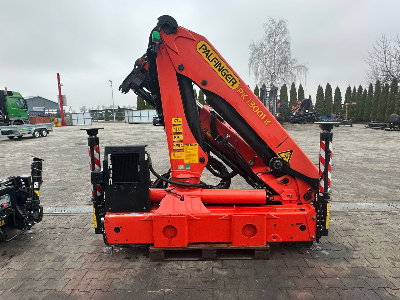 Palfinger PK13001K - Rakodódaru: 1 kép. Palfinger PK13001K - Rakodódaru: 1 kép.