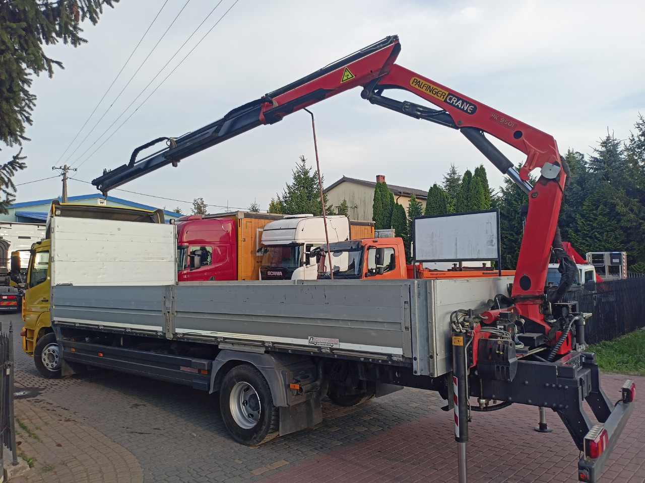MERCEDES-BENZ Atego 1524 - Darus autó: 3 kép. MERCEDES-BENZ Atego 1524 - Darus autó: 3 kép.