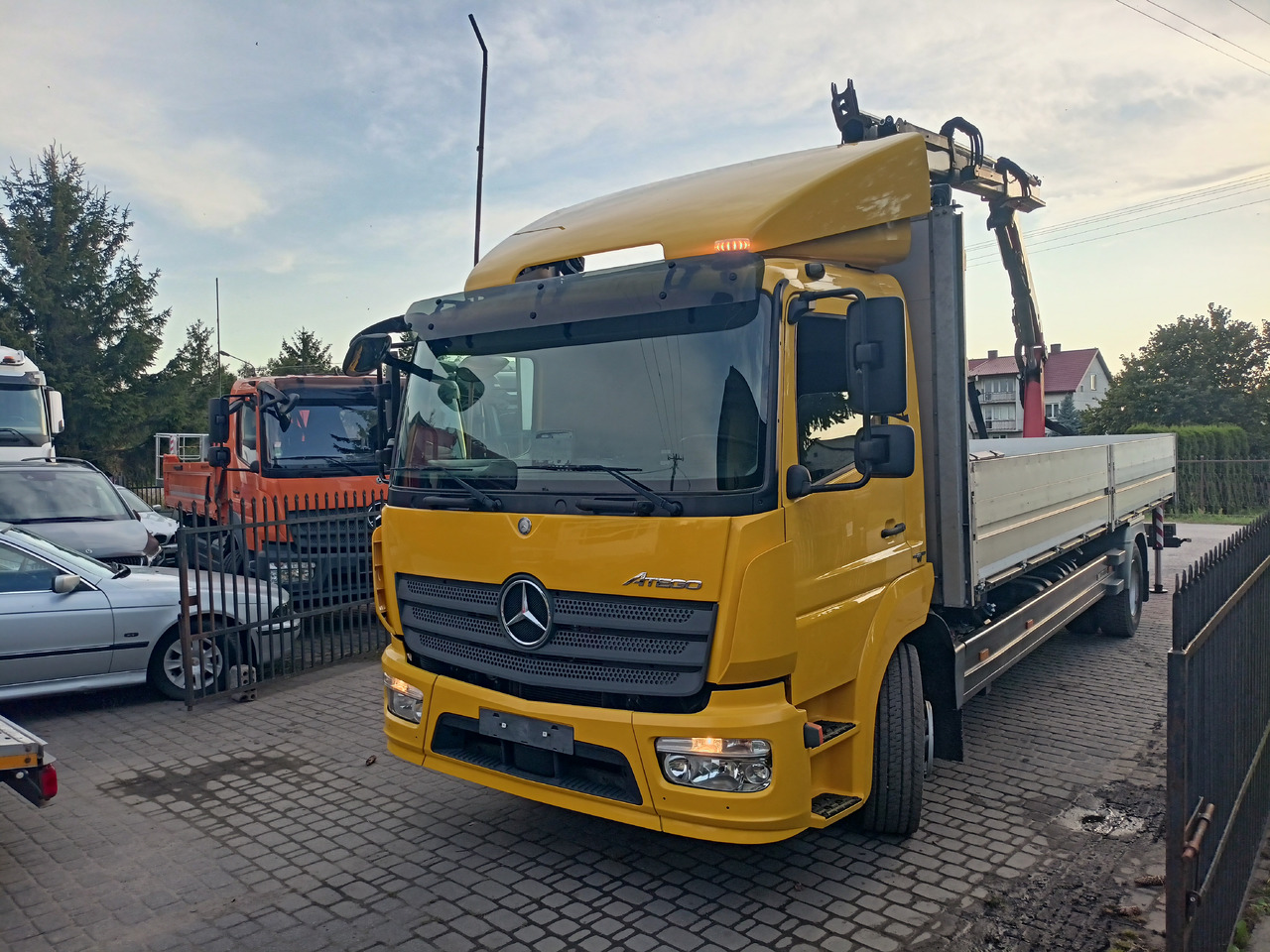 MERCEDES-BENZ Atego 1524 - Darus autó: 4 kép. MERCEDES-BENZ Atego 1524 - Darus autó: 4 kép.