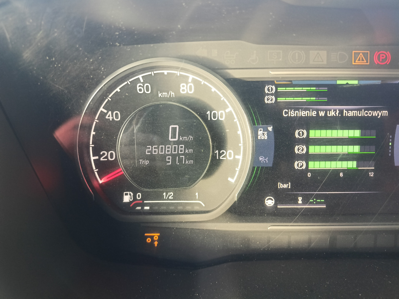 SCANIA R500 6x2 - Alvaz teherautó: 2 kép. SCANIA R500 6x2 - Alvaz teherautó: 2 kép.