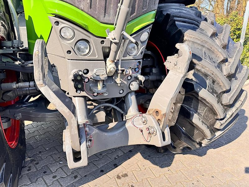 Fendt 1050 Gen2 ProfiPlus - Traktor: 4 kép. Fendt 1050 Gen2 ProfiPlus - Traktor: 4 kép.