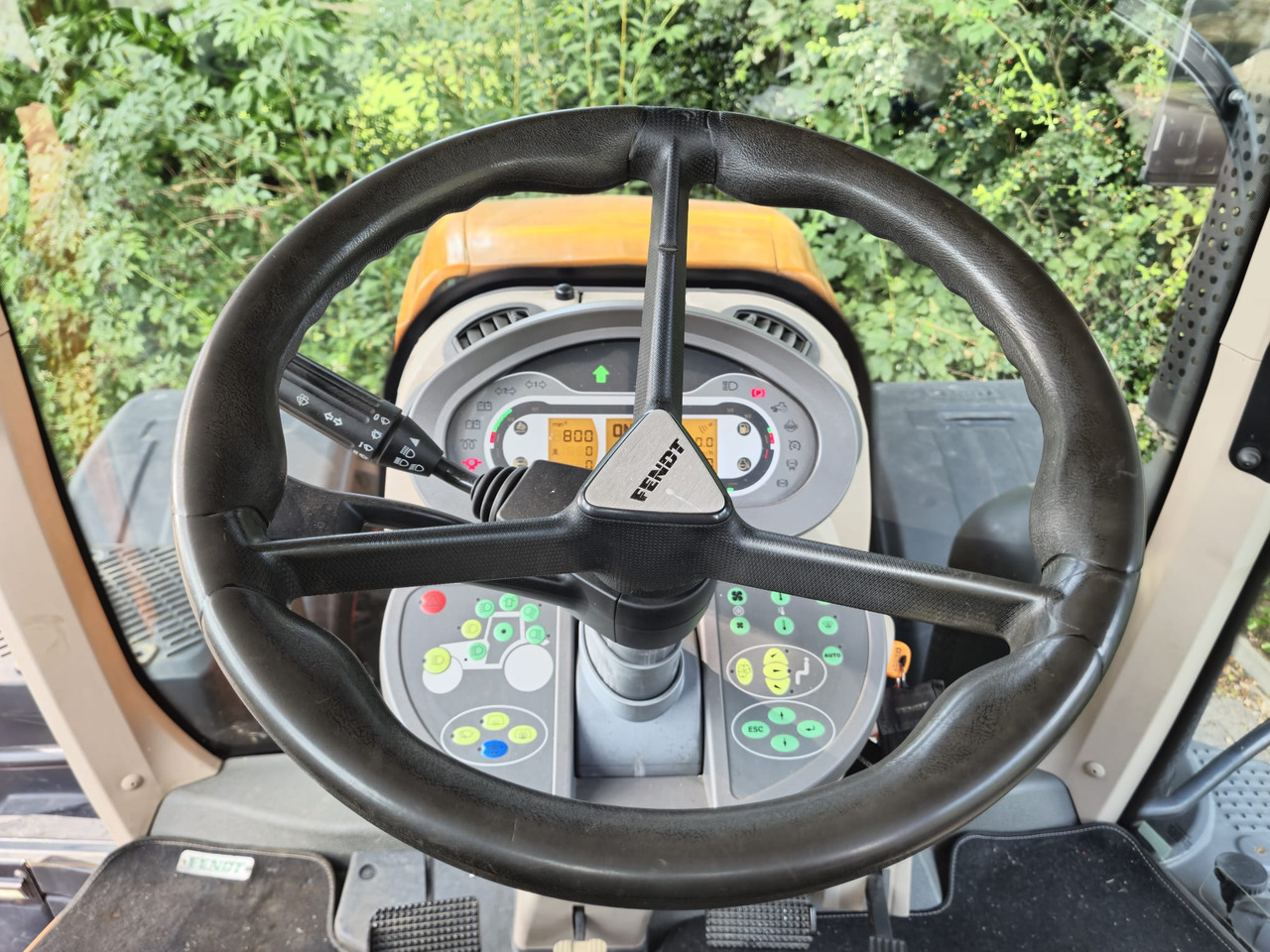 Traktor Fendt 828 Vario S4 ProfiPlus: 9 kép.