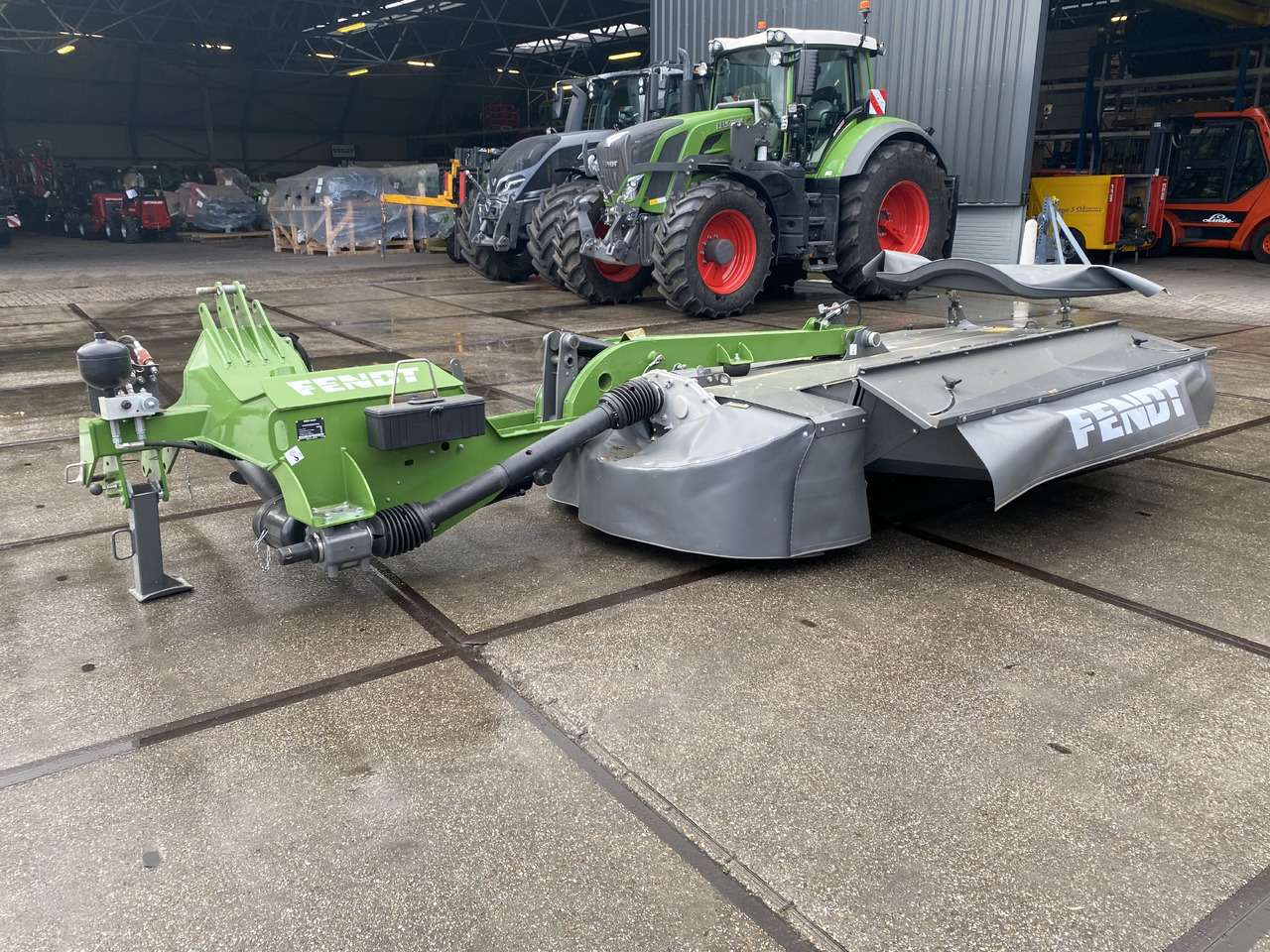 Fendt Slicer 3160TLXKC - Fűkasza: 1 kép. Fendt Slicer 3160TLXKC - Fűkasza: 1 kép.