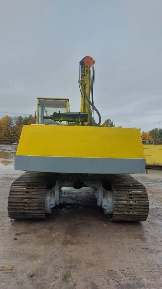 ABI RE 8000 (O&K RH 6) no mobilram tm bauer rtg rg bg - Cölöpverő: 4 kép. ABI RE 8000 (O&K RH 6) no mobilram tm bauer rtg rg bg - Cölöpverő: 4 kép.
