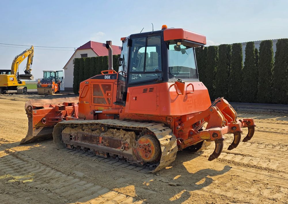 Caterpillar D6K XL, 2011 ROK, ZRYWAK - Buldózer: 2 kép. Caterpillar D6K XL, 2011 ROK, ZRYWAK - Buldózer: 2 kép.