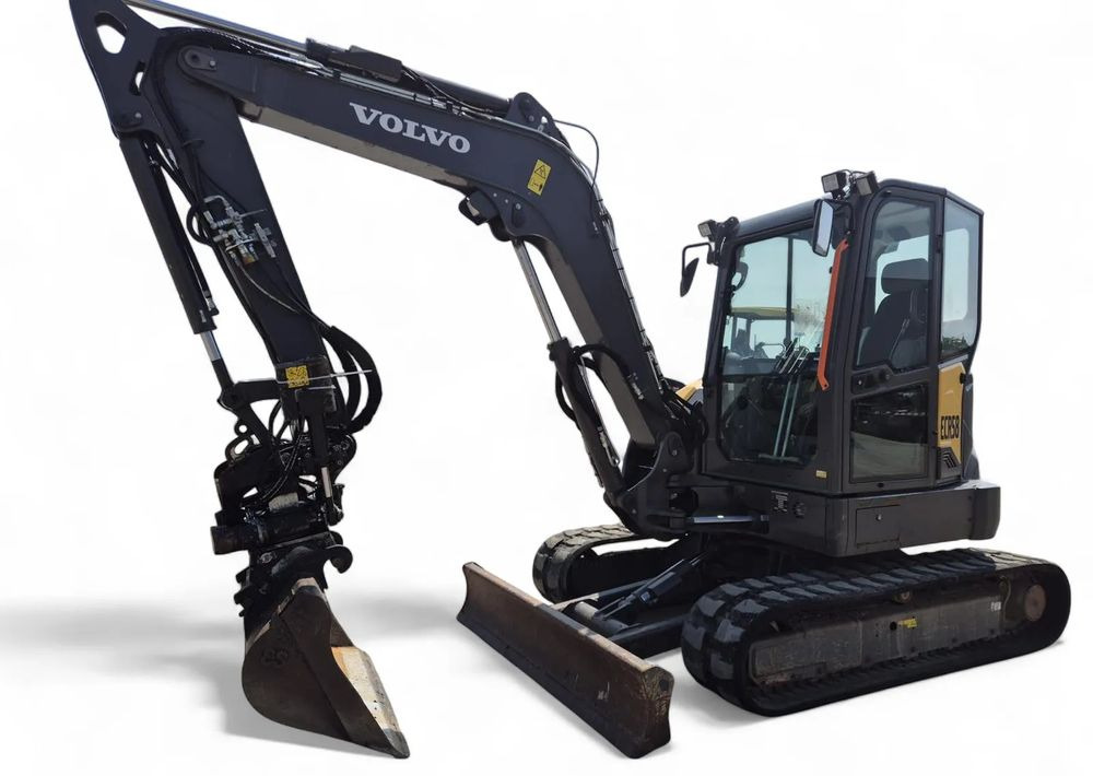 Volvo ECR 58F, 2021 ROK, GŁOWICA STEELWRIST, 2 ŁYŻKI - Minikotró: 3 kép. Volvo ECR 58F, 2021 ROK, GŁOWICA STEELWRIST, 2 ŁYŻKI - Minikotró: 3 kép.