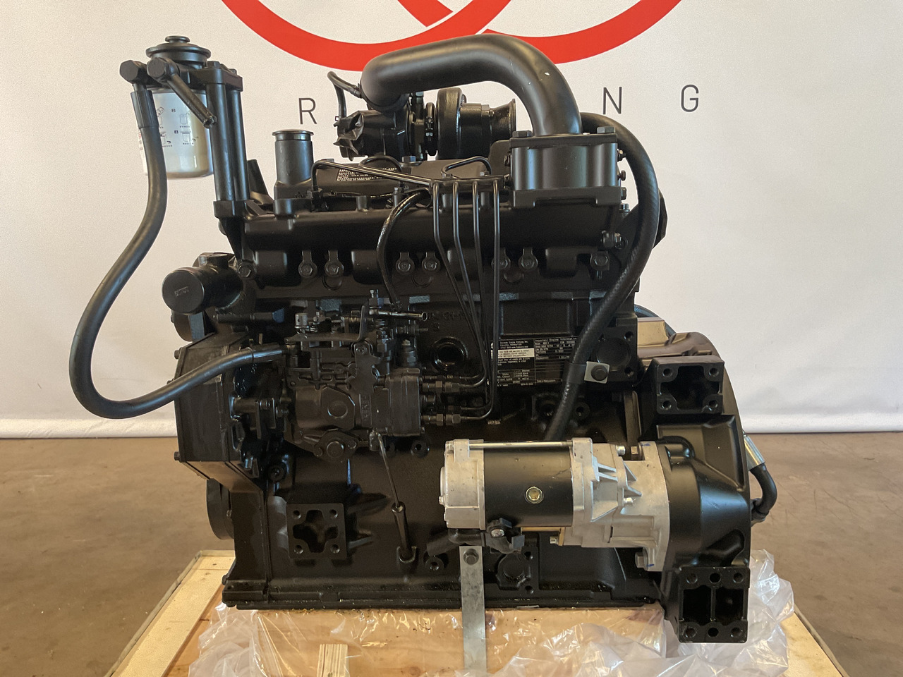Cummins B3.3 Turbo - Motor: 2 kép. Cummins B3.3 Turbo - Motor: 2 kép.