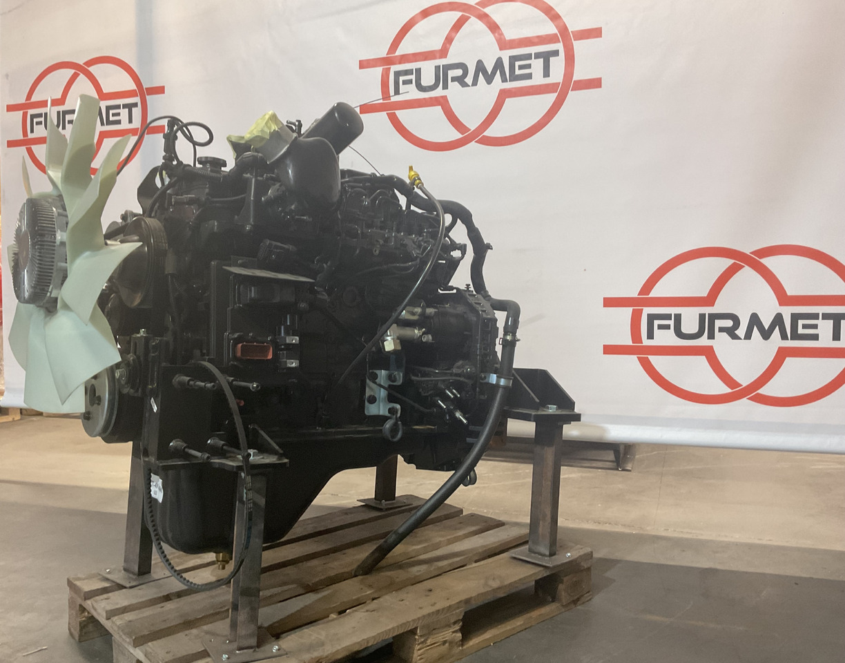 Cummins B6.7 - Motor: 1 kép. Cummins B6.7 - Motor: 1 kép.