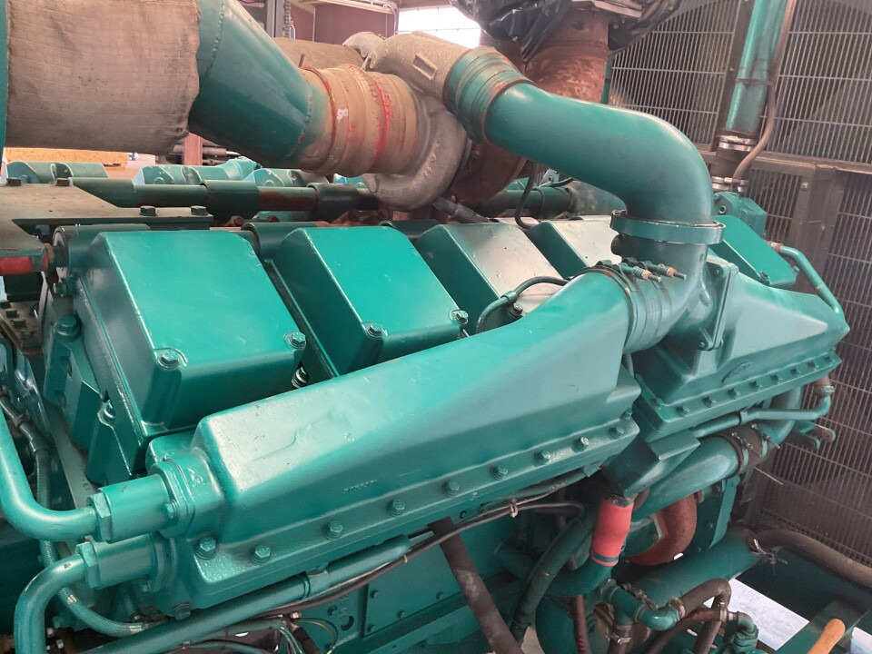 Cummins KTA38 G3 , 1000 kva generatorset. low hours. - Áramfejlesztő: 5 kép. Cummins KTA38 G3 , 1000 kva generatorset. low hours. - Áramfejlesztő: 5 kép.