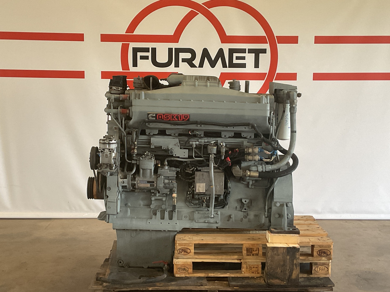 Cummins QSK19 - Motor: 1 kép. Cummins QSK19 - Motor: 1 kép.