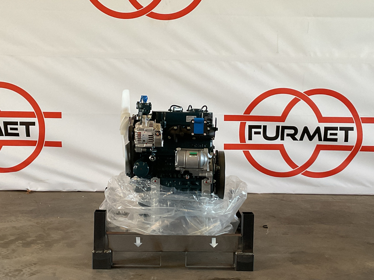 Kubota D902, Brand new and complete - Motor: 1 kép. Kubota D902, Brand new and complete - Motor: 1 kép.