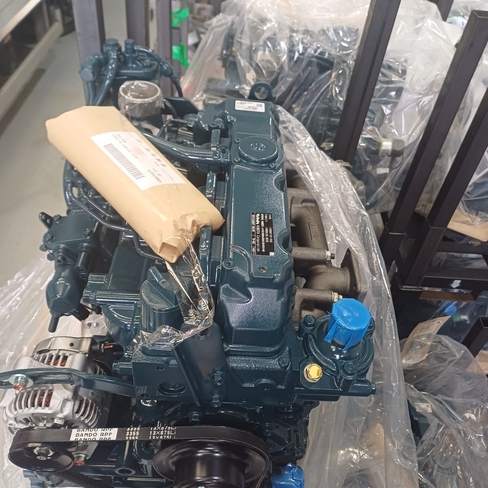 Kubota V2607 - Motor: 3 kép. Kubota V2607 - Motor: 3 kép.