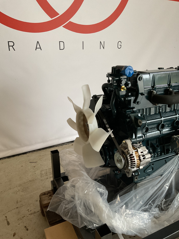 Kubota V3300 (2) - Motor: 5 kép. Kubota V3300 (2) - Motor: 5 kép.