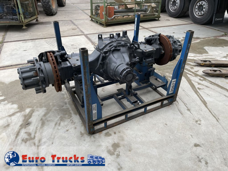 Mercedes-Benz Actros - Hátsó tengely - Teherautó: 1 kép. Mercedes-Benz Actros - Hátsó tengely - Teherautó: 1 kép.