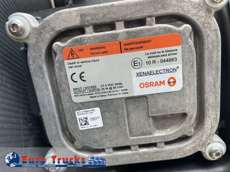 Mercedes-Benz Head light unit MP4 - Fényszóró - Teherautó: 5 kép. Mercedes-Benz Head light unit MP4 - Fényszóró - Teherautó: 5 kép.