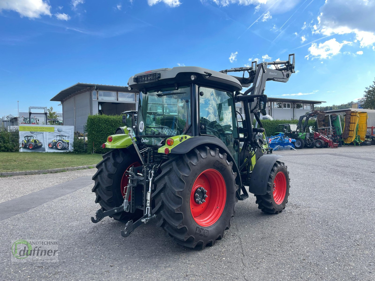 CLAAS Atos 220 C mit Quicke X3S Performance - Traktor: 4 kép. CLAAS Atos 220 C mit Quicke X3S Performance - Traktor: 4 kép.