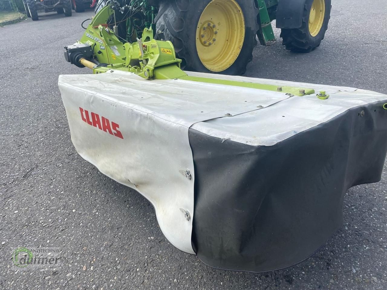 CLAAS Disco 2700 Contour - Fűkasza: 2 kép. CLAAS Disco 2700 Contour - Fűkasza: 2 kép.