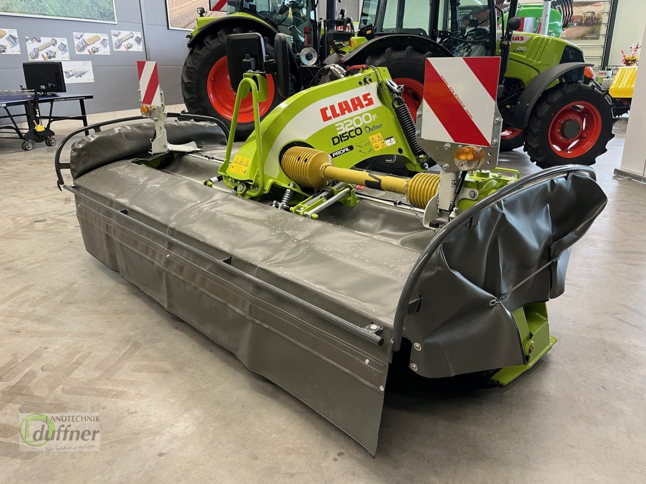 CLAAS Disco 3200 F Profil - Fűkasza: 4 kép. CLAAS Disco 3200 F Profil - Fűkasza: 4 kép.