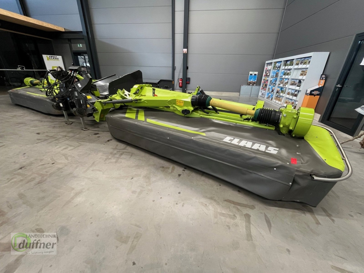 CLAAS Disco 9300 Direct Swather - Fűkasza: 4 kép. CLAAS Disco 9300 Direct Swather - Fűkasza: 4 kép.