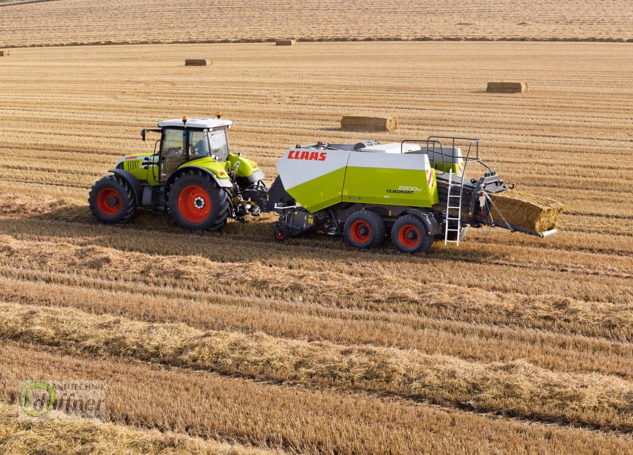 CLAAS Quadrant 2200 RC Advantage - Kocka bálázó: 1 kép. CLAAS Quadrant 2200 RC Advantage - Kocka bálázó: 1 kép.