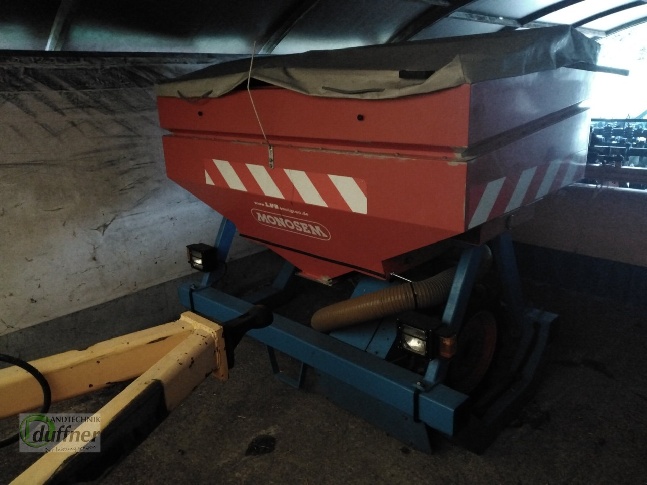 Monosem Fronttank Avant - Precíziós vetőgép: 3 kép. Monosem Fronttank Avant - Precíziós vetőgép: 3 kép.