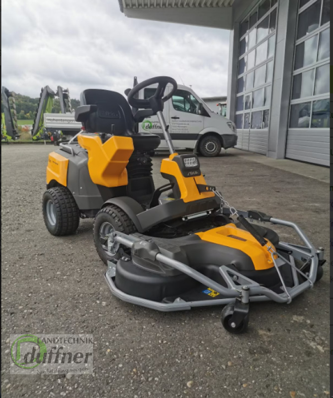 Stiga Park Pro 900 WX AWD - Kerti fűkasza: 1 kép. Stiga Park Pro 900 WX AWD - Kerti fűkasza: 1 kép.