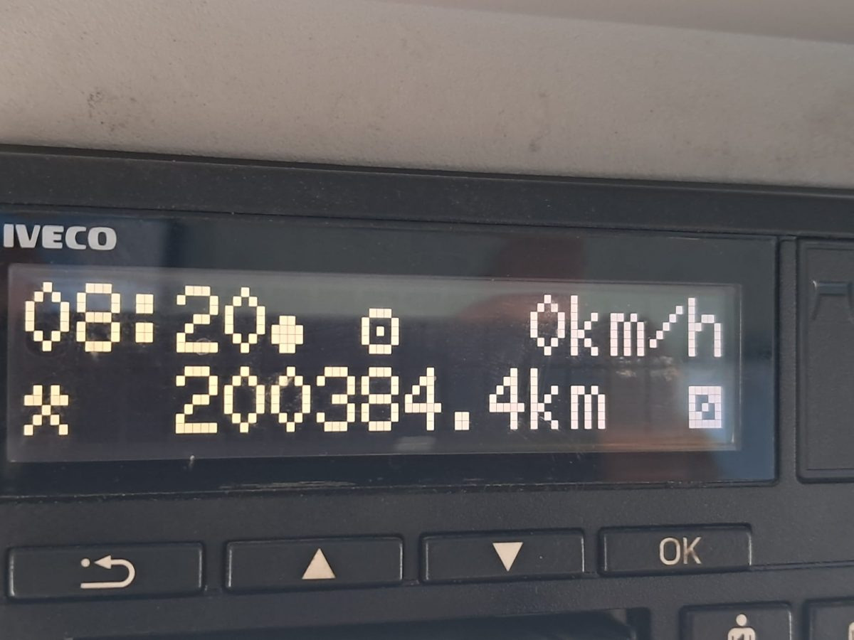 IVECO TRAKKER 500 - Egyéb gépek: 2 kép. IVECO TRAKKER 500 - Egyéb gépek: 2 kép.