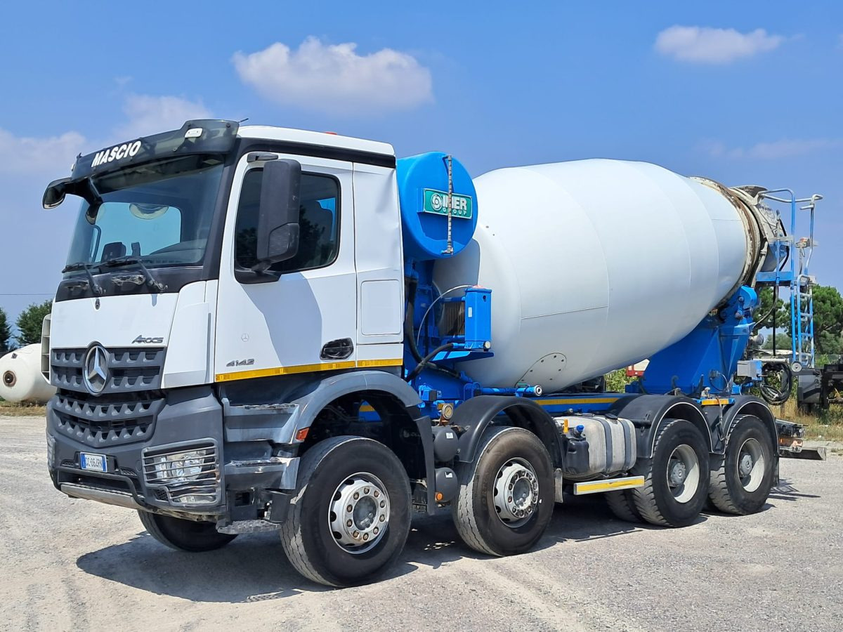 MERCEDES AROCS 4142 - Betonmixer: 4 kép. MERCEDES AROCS 4142 - Betonmixer: 4 kép.