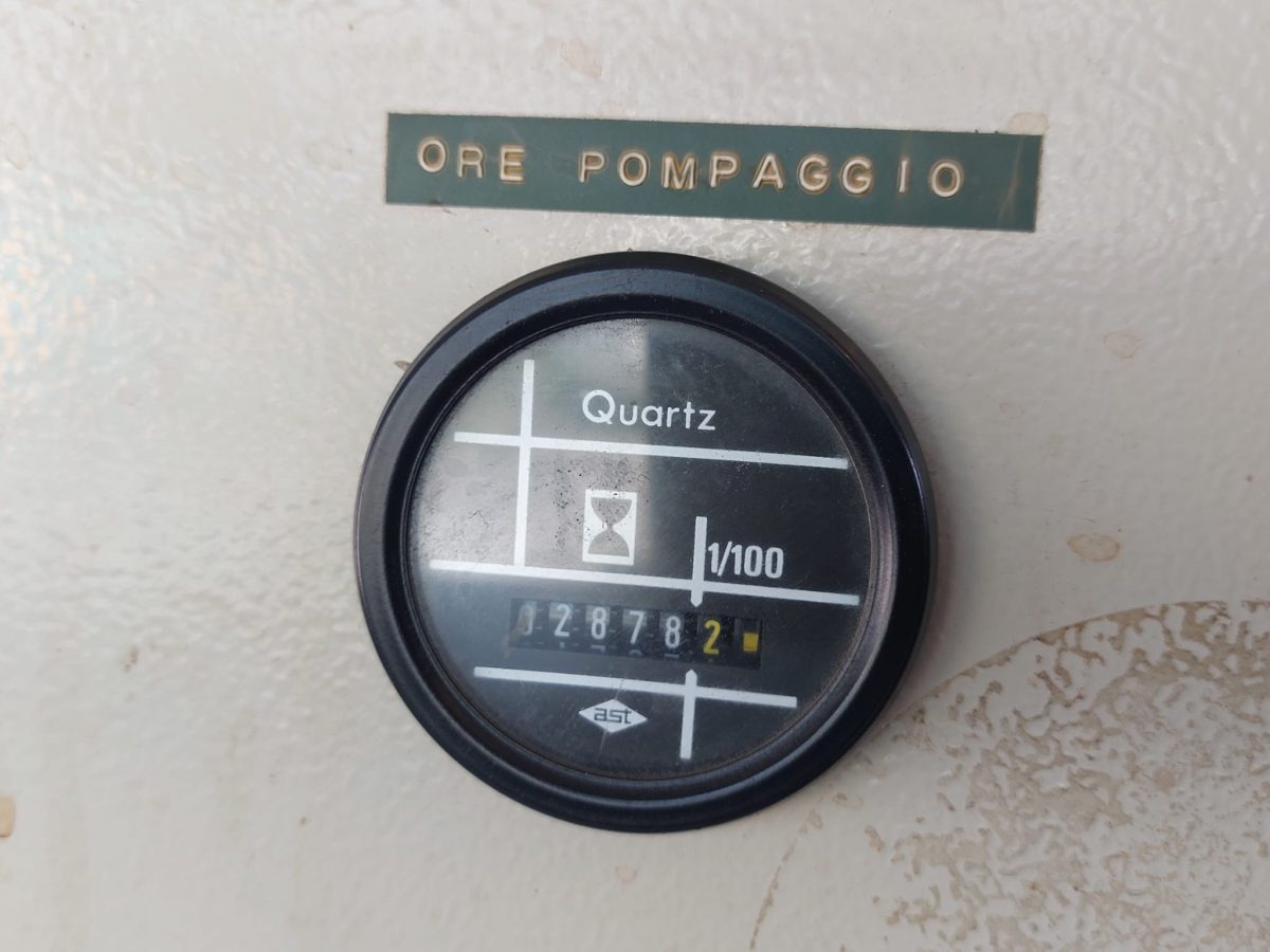 VOLVO FM12 R64 380 - Betonpumpa: 2 kép. VOLVO FM12 R64 380 - Betonpumpa: 2 kép.