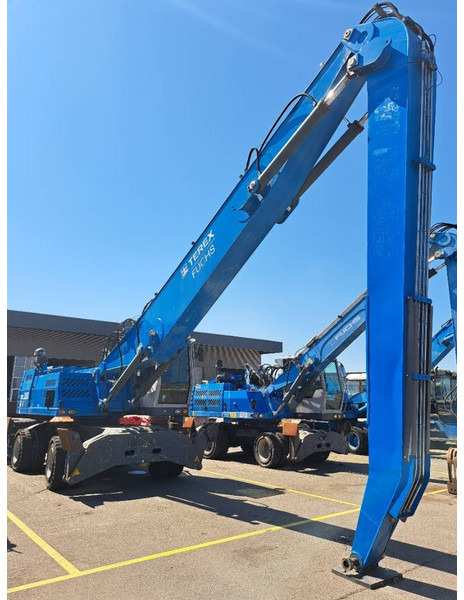 Fuchs MHL 350 D - Hulladék kotró: 3 kép. Fuchs MHL 350 D - Hulladék kotró: 3 kép.