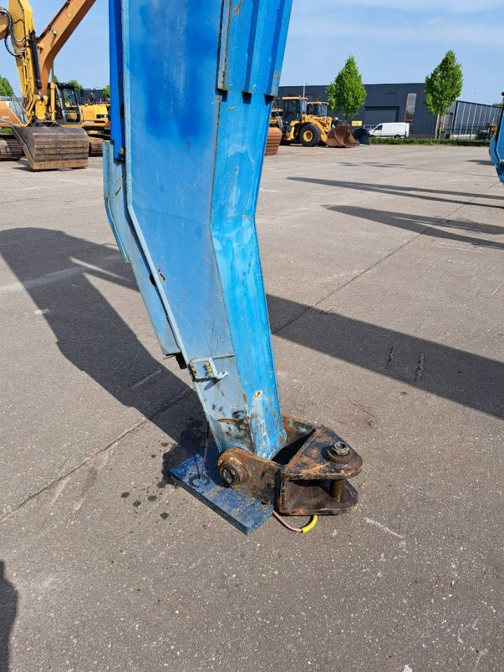 Fuchs MHL340D - Hulladék kotró: 5 kép. Fuchs MHL340D - Hulladék kotró: 5 kép.