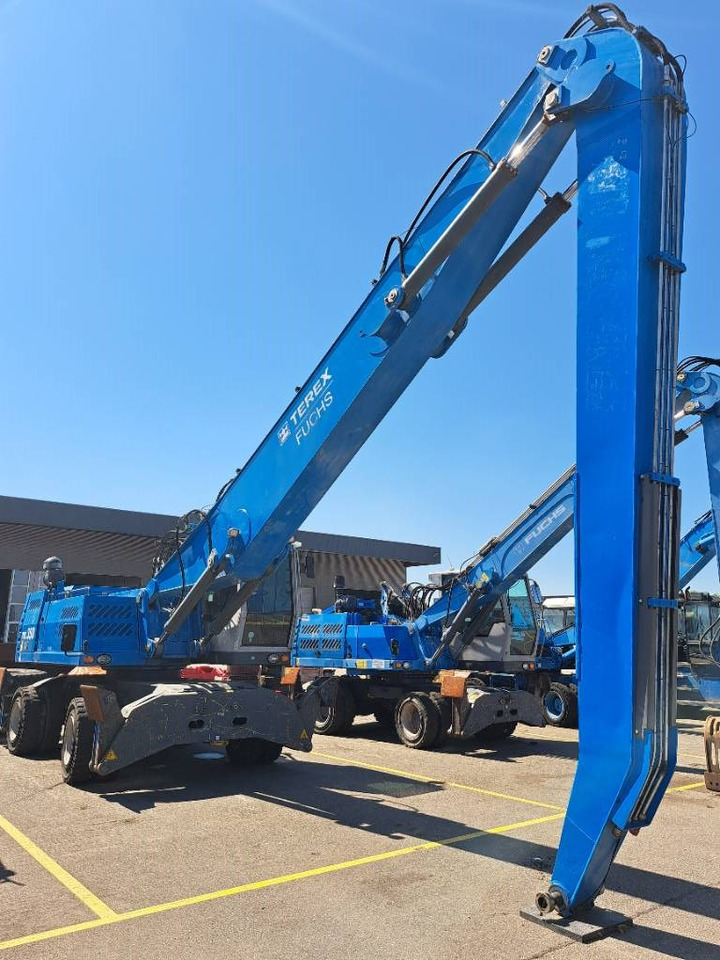 Fuchs MHL350D - Hulladék kotró: 3 kép. Fuchs MHL350D - Hulladék kotró: 3 kép.