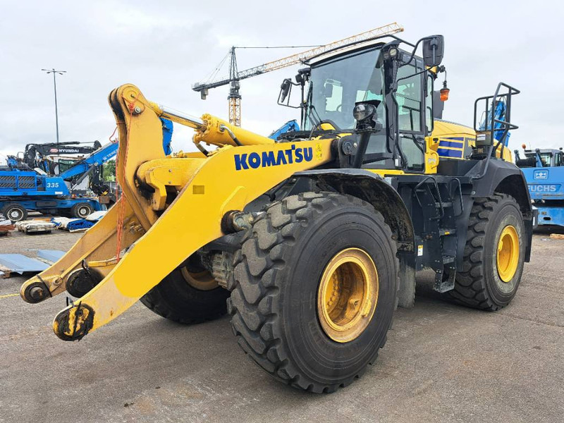 Komatsu WA 475-10E0 - Gumikerekes homlokrakodó: 3 kép. Komatsu WA 475-10E0 - Gumikerekes homlokrakodó: 3 kép.