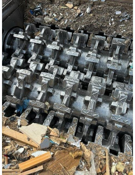 Mobil törőgép LINDNER U 95 DK: 17 kép. Mobil törőgép LINDNER U 95 DK: 17 kép.