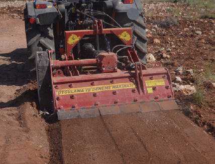 ELİBOL ELİBOL STONE CRUSHER - Talajművelő gep: 5 kép. ELİBOL ELİBOL STONE CRUSHER - Talajművelő gep: 5 kép.