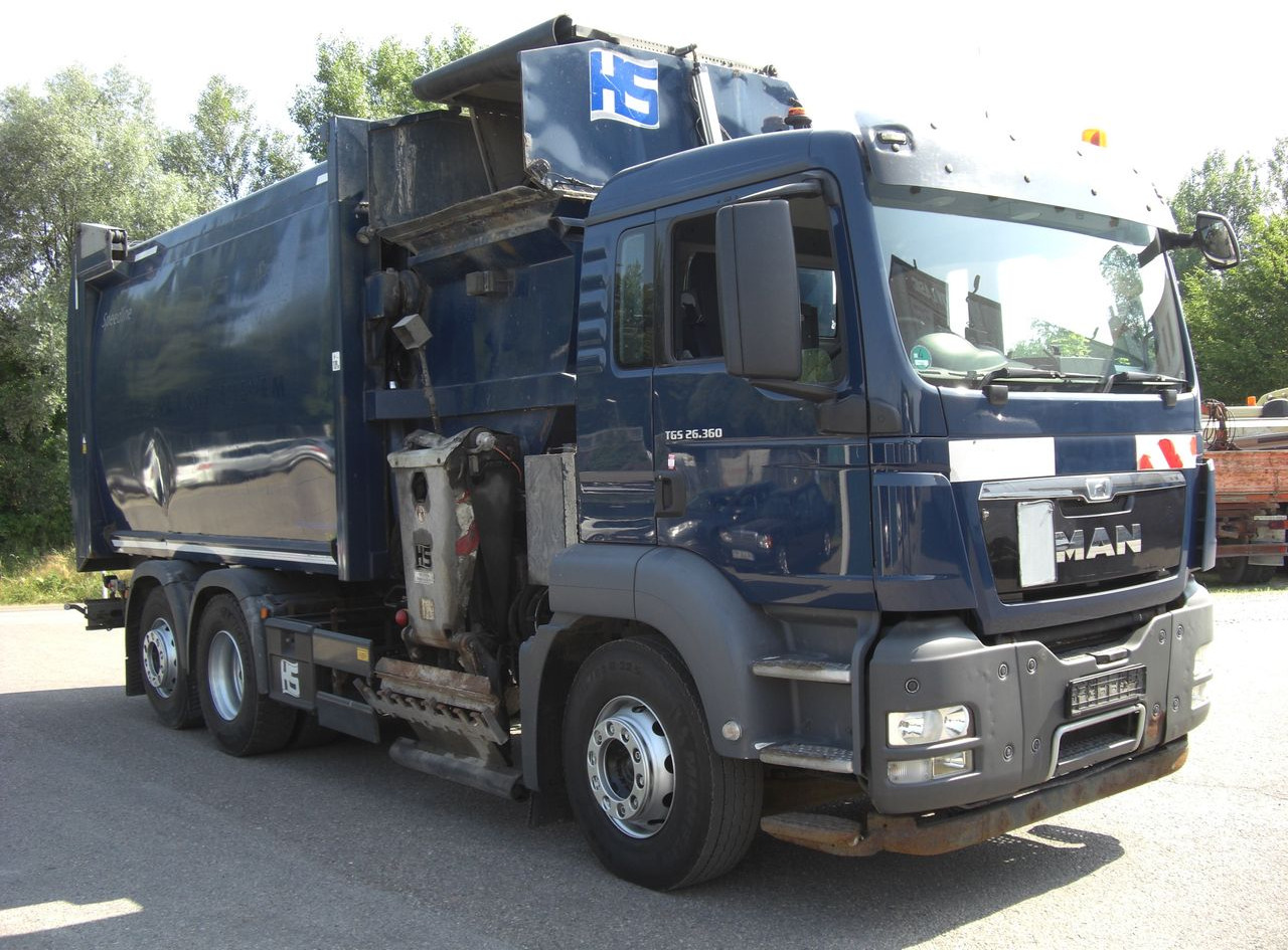 MAN 26360FNLL / SEITENLADER - Szemetesautó: 2 kép. MAN 26360FNLL / SEITENLADER - Szemetesautó: 2 kép.