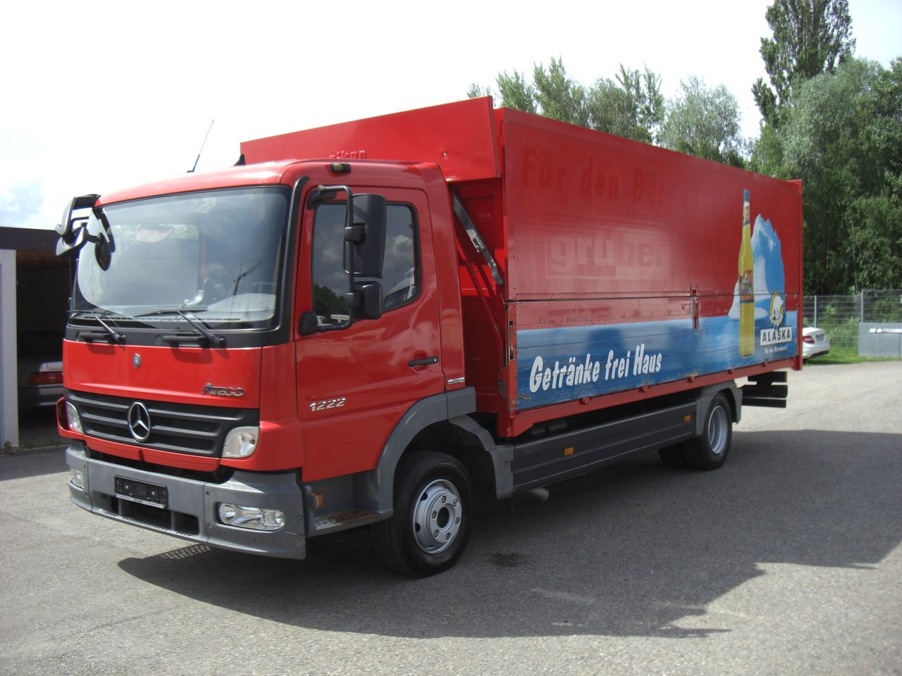 Mercedes-Benz 1222L AUTOMATIK - Italszállító teherautó: 1 kép. Mercedes-Benz 1222L AUTOMATIK - Italszállító teherautó: 1 kép.