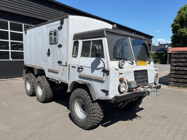 Volvo C303 6x6 diesel laplander camper - Lakóautó: 2 kép. Volvo C303 6x6 diesel laplander camper - Lakóautó: 2 kép.