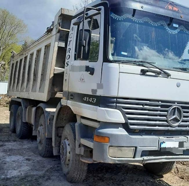MERCEDES-BENZ Actros 4143 - Billenőplatós teherautó: 1 kép. MERCEDES-BENZ Actros 4143 - Billenőplatós teherautó: 1 kép.