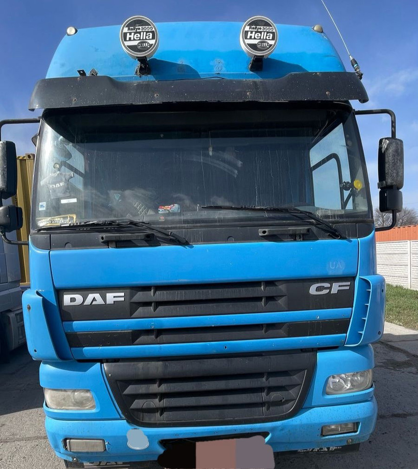 DAF CF 85.430 Tractor head - Nyergesvontató: 1 kép. DAF CF 85.430 Tractor head - Nyergesvontató: 1 kép.