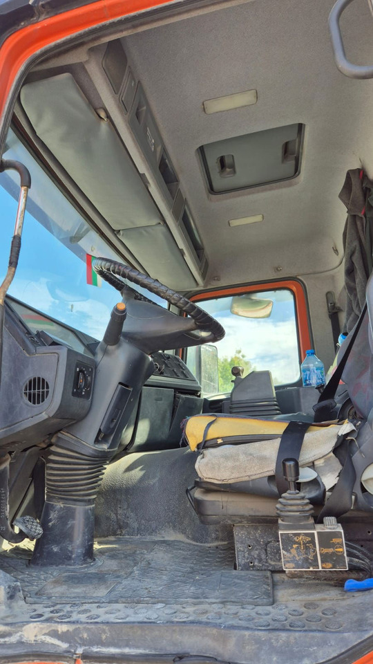 Nyergesvontató DAF XF 95.430 Tractor unit: 8 kép.