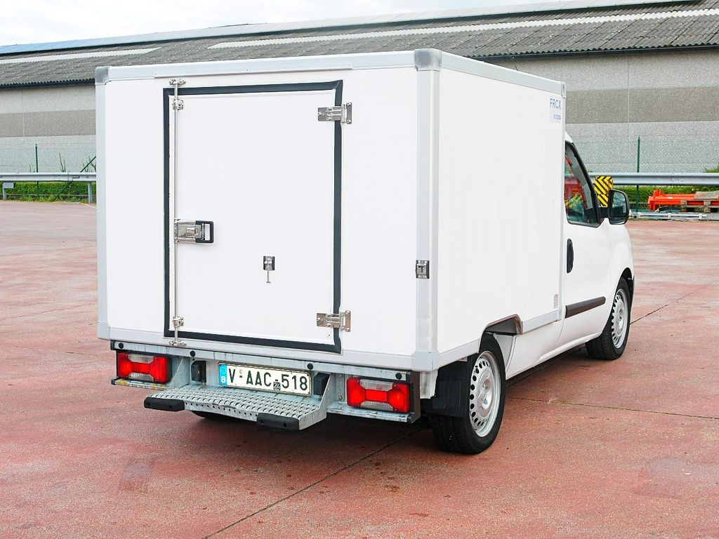 Fiat 1.3 DOBLO KUHLKOFFER RELEC FROD TR15 -20C Fiat 1.3 DOBLO KUHLKOFFER RELEC FROD TR15 -20C - Hűtős kisteherautó: 5 kép. Fiat 1.3 DOBLO KUHLKOFFER RELEC FROD TR15 -20C Fiat 1.3 DOBLO KUHLKOFFER RELEC FROD TR15 -20C - Hűtős kisteherautó: 5 kép.