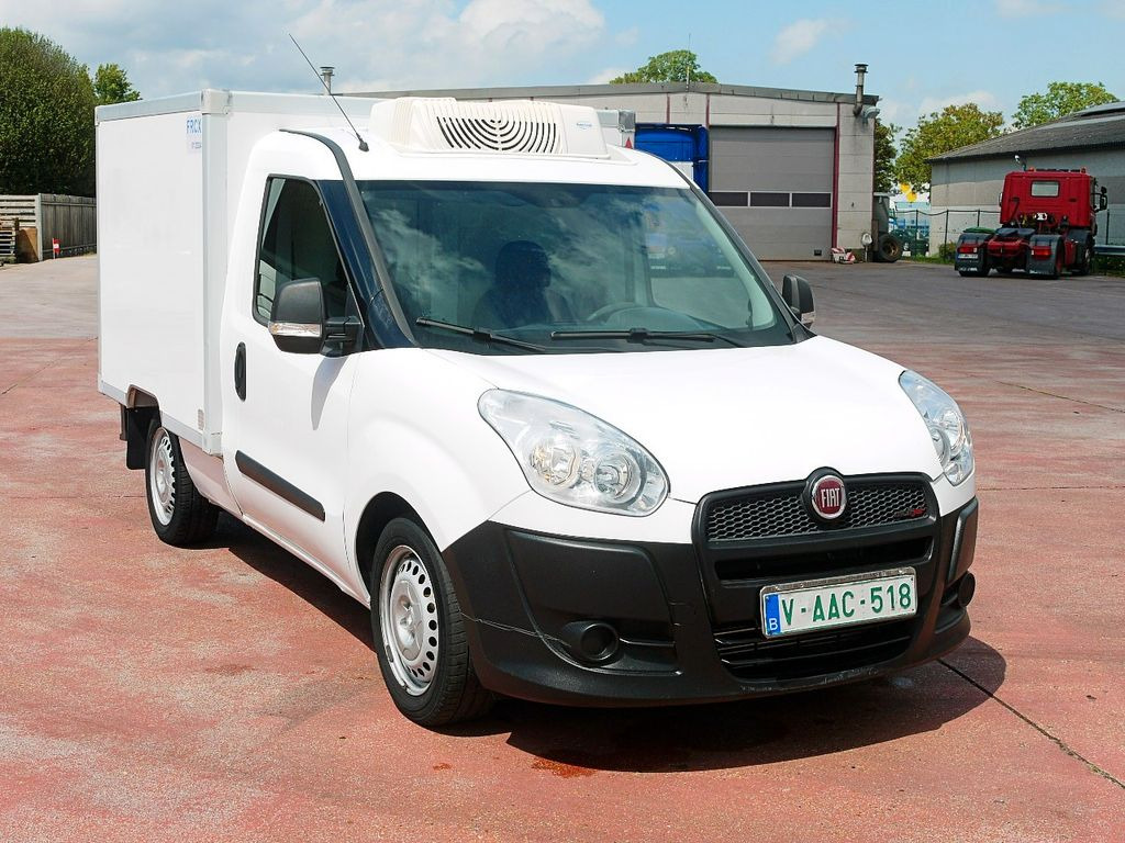 Fiat 1.3 DOBLO KUHLKOFFER RELEC FROD TR15 -20C Fiat 1.3 DOBLO KUHLKOFFER RELEC FROD TR15 -20C - Hűtős kisteherautó: 1 kép. Fiat 1.3 DOBLO KUHLKOFFER RELEC FROD TR15 -20C Fiat 1.3 DOBLO KUHLKOFFER RELEC FROD TR15 -20C - Hűtős kisteherautó: 1 kép.