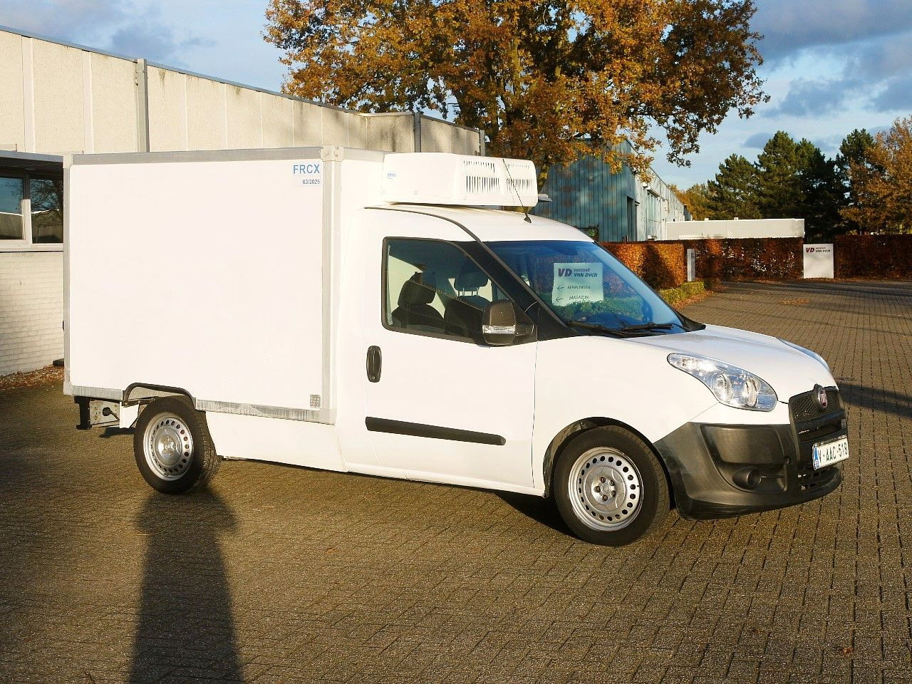 Fiat DOBLO 1.6 KUHLKOFFER CARRIER XARIOS -20 / AIRCO - Hűtős kisteherautó: 3 kép. Fiat DOBLO 1.6 KUHLKOFFER CARRIER XARIOS -20 / AIRCO - Hűtős kisteherautó: 3 kép.