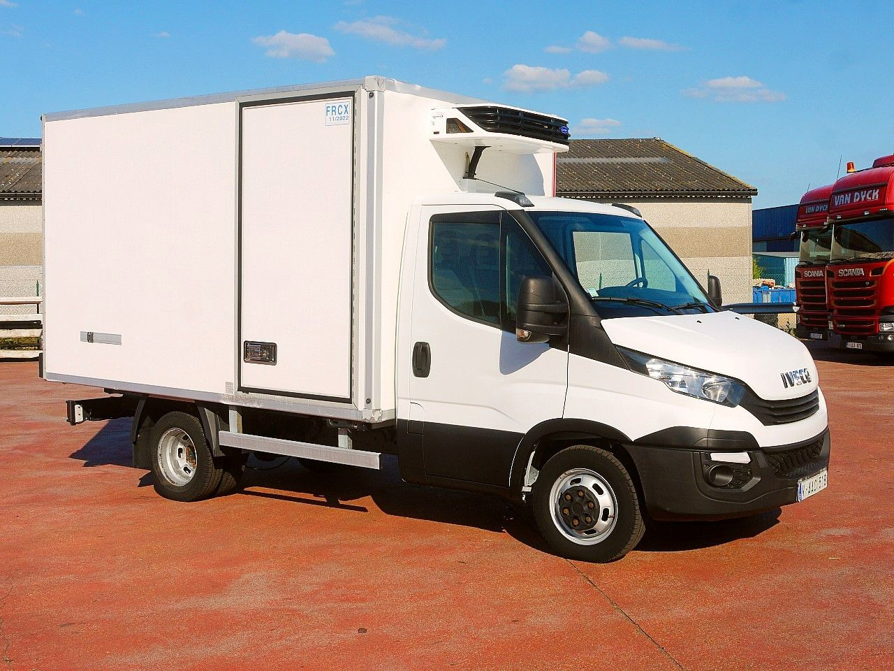 Iveco 35C14 DAILY KUHLKOFER CARRIER XARIOS 350 -20 A/C - Hűtős kisteherautó: 2 kép. Iveco 35C14 DAILY KUHLKOFER CARRIER XARIOS 350 -20 A/C - Hűtős kisteherautó: 2 kép.