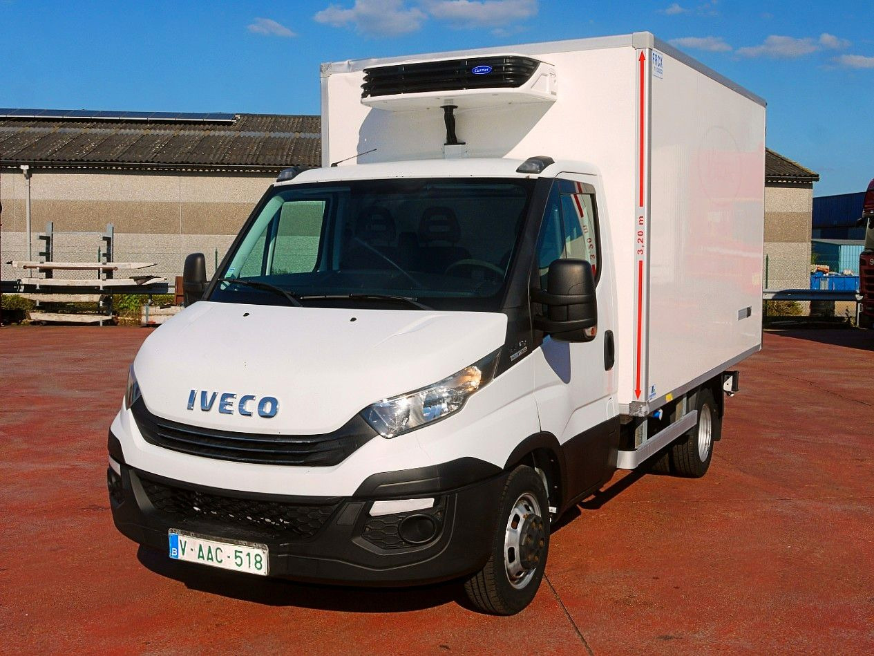 Iveco 35C14 DAILY KUHLKOFER CARRIER XARIOS 350 -20 A/C - Hűtős kisteherautó: 4 kép. Iveco 35C14 DAILY KUHLKOFER CARRIER XARIOS 350 -20 A/C - Hűtős kisteherautó: 4 kép.