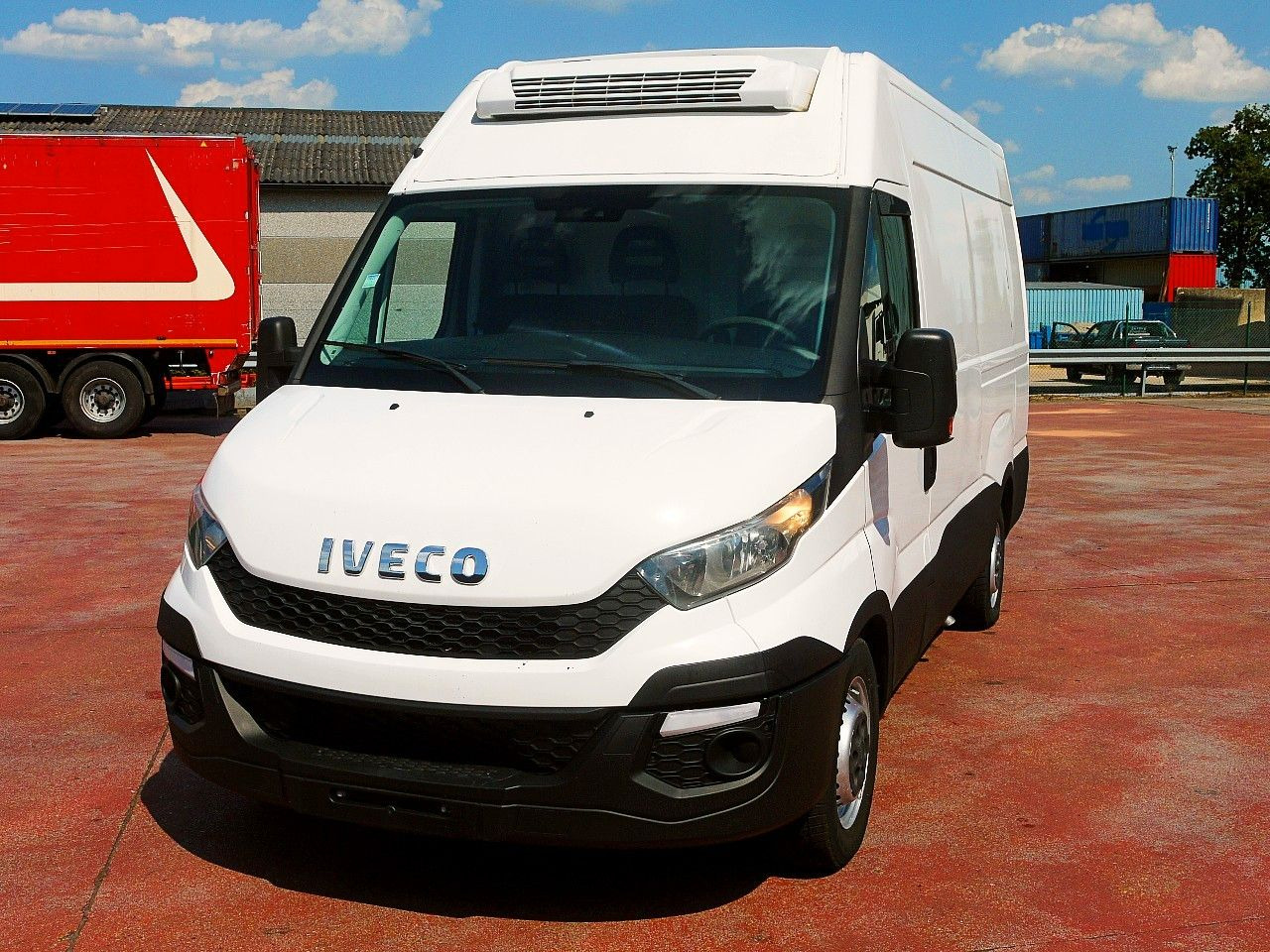 Iveco 35S13 DAILY KUHLKASTENWAGEN THERMOKING V300 MULT - Hűtős kisteherautó: 5 kép. Iveco 35S13 DAILY KUHLKASTENWAGEN THERMOKING V300 MULT - Hűtős kisteherautó: 5 kép.