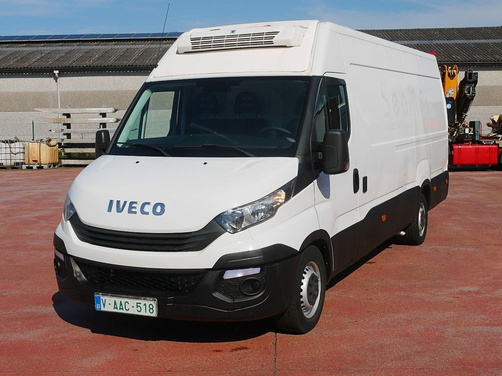 Iveco 35S18 DAILY KUHLKASTENWAGEN THERMOKING V300 MT - Hűtős kisteherautó: 5 kép. Iveco 35S18 DAILY KUHLKASTENWAGEN THERMOKING V300 MT - Hűtős kisteherautó: 5 kép.