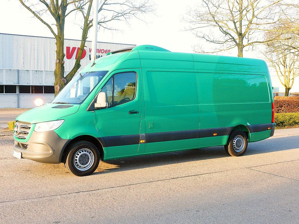 Mercedes-Benz 314 SPRINTER MAXI KUHLKASTGENWAGEN CARIER XARIOS - Hűtős kisteherautó: 2 kép. Mercedes-Benz 314 SPRINTER MAXI KUHLKASTGENWAGEN CARIER XARIOS - Hűtős kisteherautó: 2 kép.